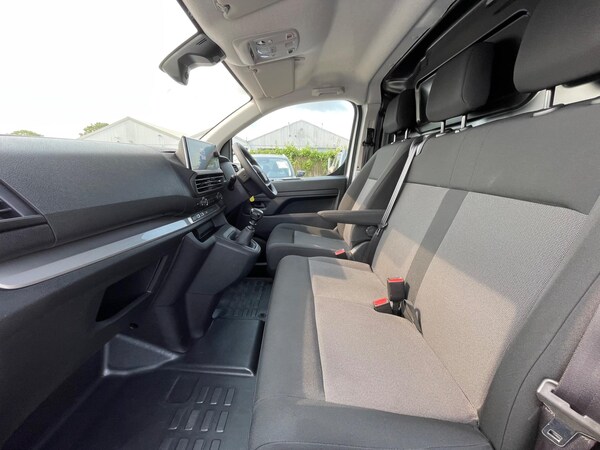 Used Peugeot Expert 2024 for sale - 74546399: Photo 44