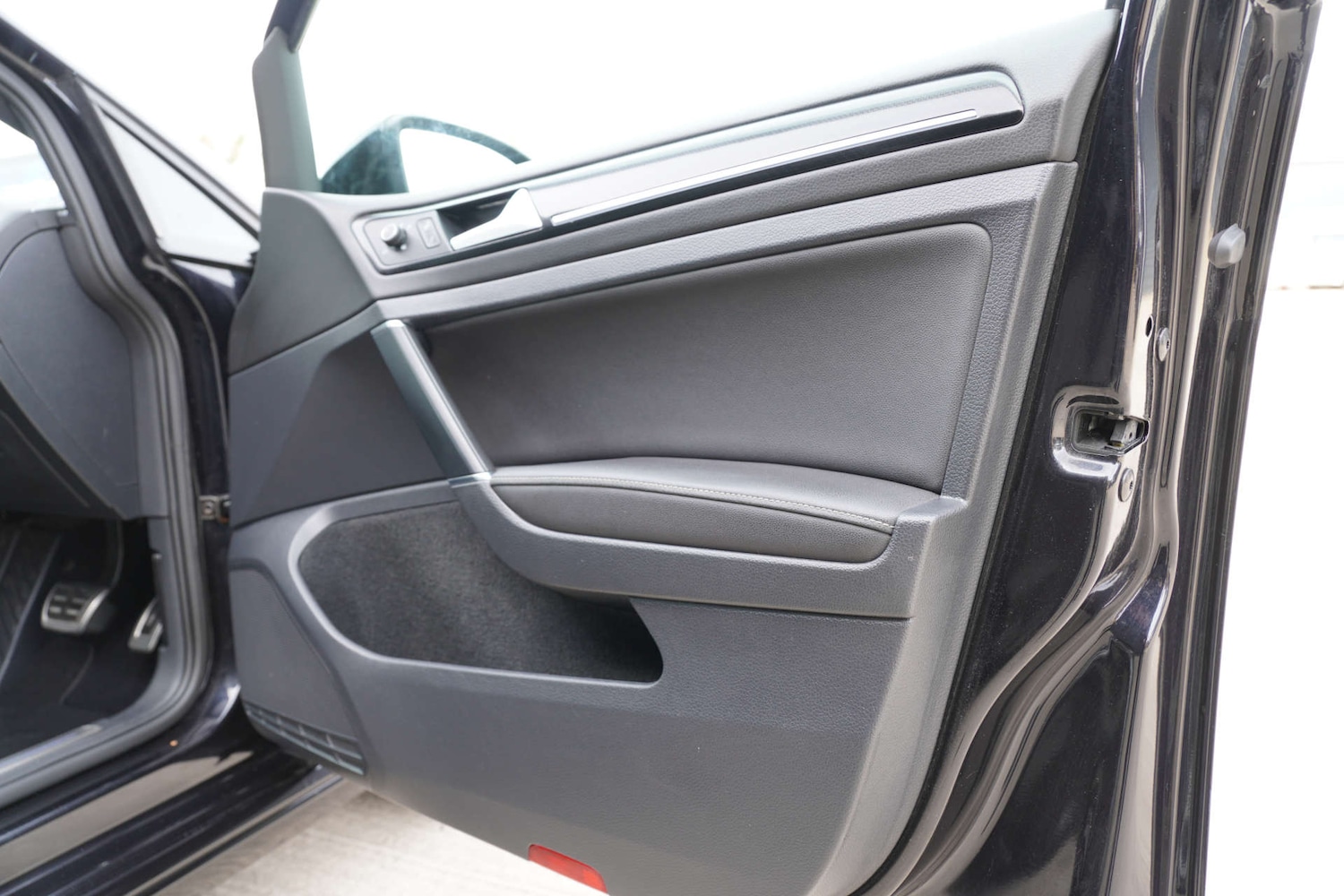 Used Volkswagen Golf 2016 for sale - 77989893: Photo 24