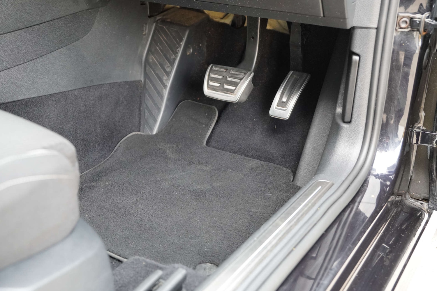 Used Volkswagen Golf 2016 for sale - 77989893: Photo 26