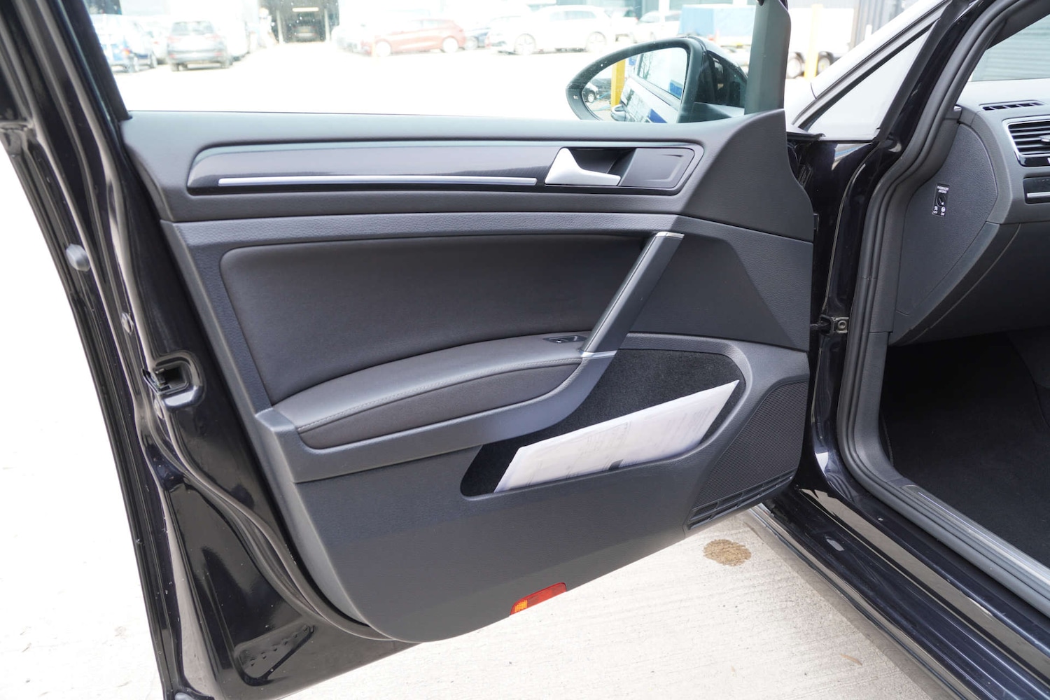 Used Volkswagen Golf 2016 for sale - 77989893: Photo 29