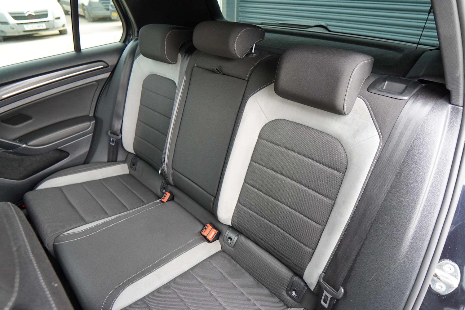 Used Volkswagen Golf 2016 for sale - 77989893: Photo 34