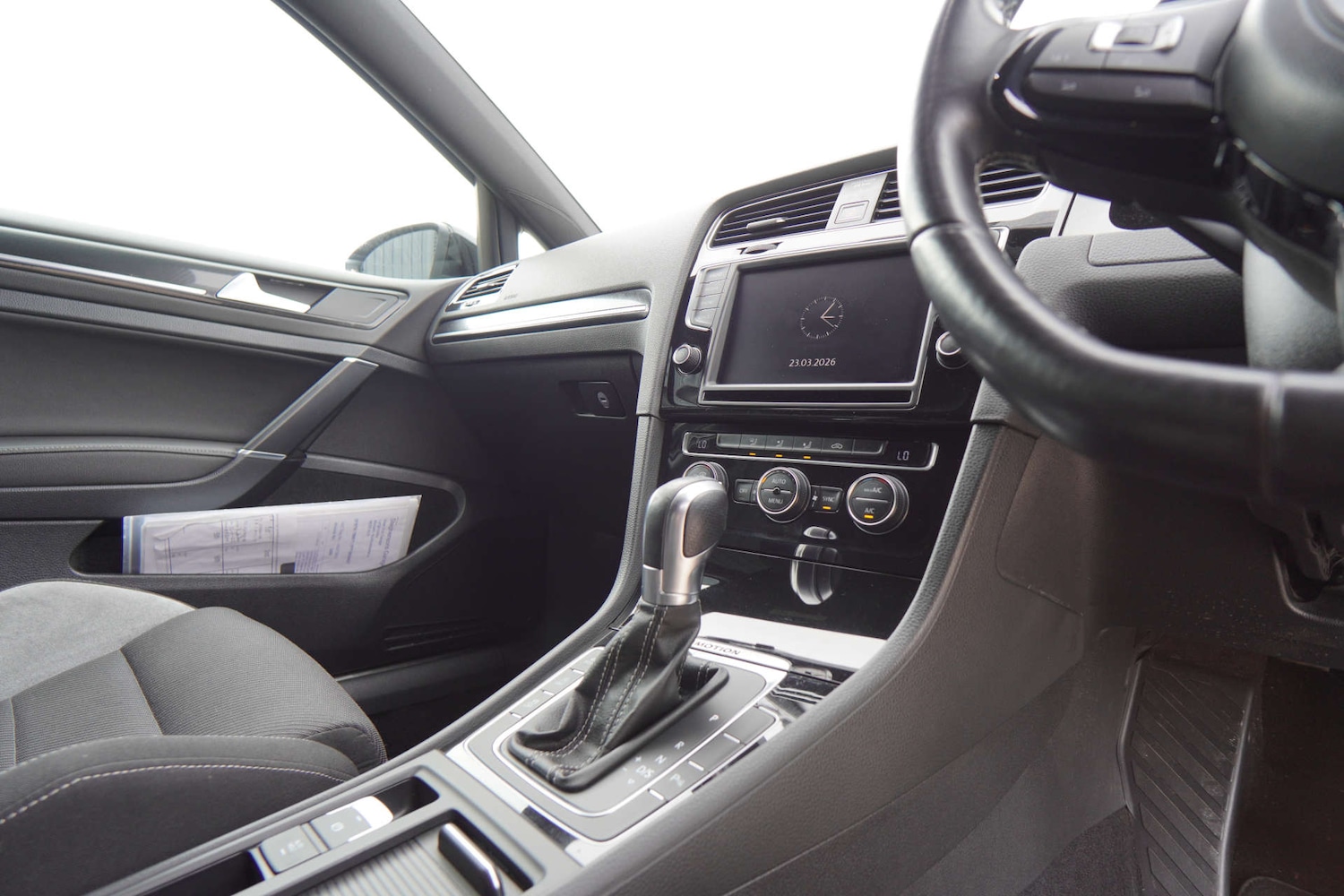 Used Volkswagen Golf 2016 for sale - 77989893: Photo 36