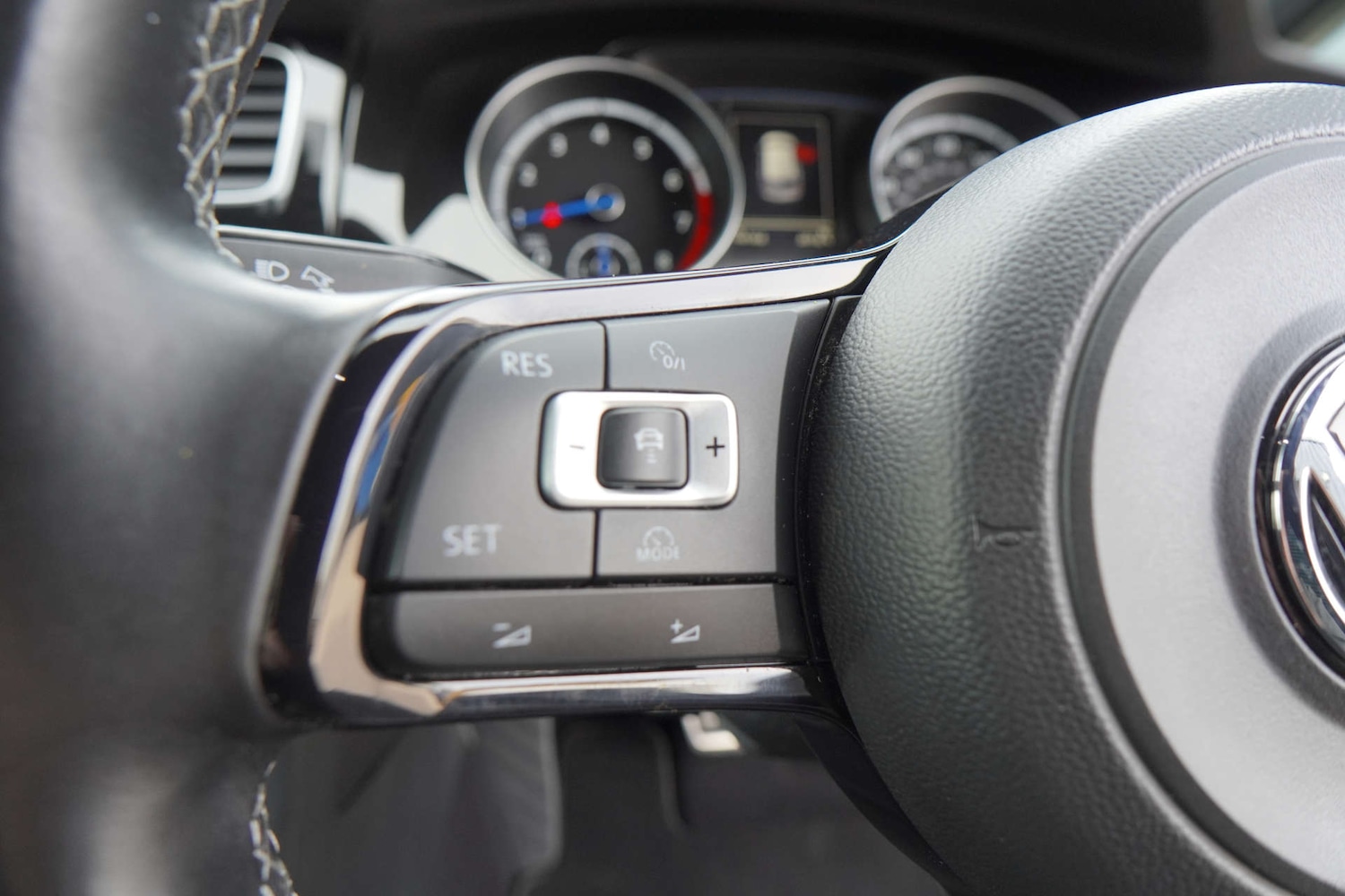 Used Volkswagen Golf 2016 for sale - 77989893: Photo 48