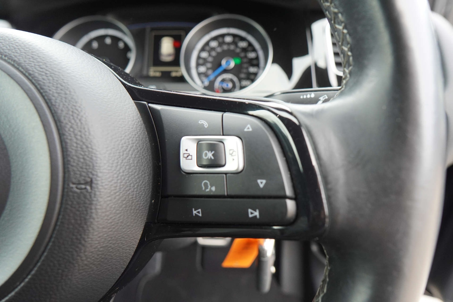 Used Volkswagen Golf 2016 for sale - 77989893: Photo 49