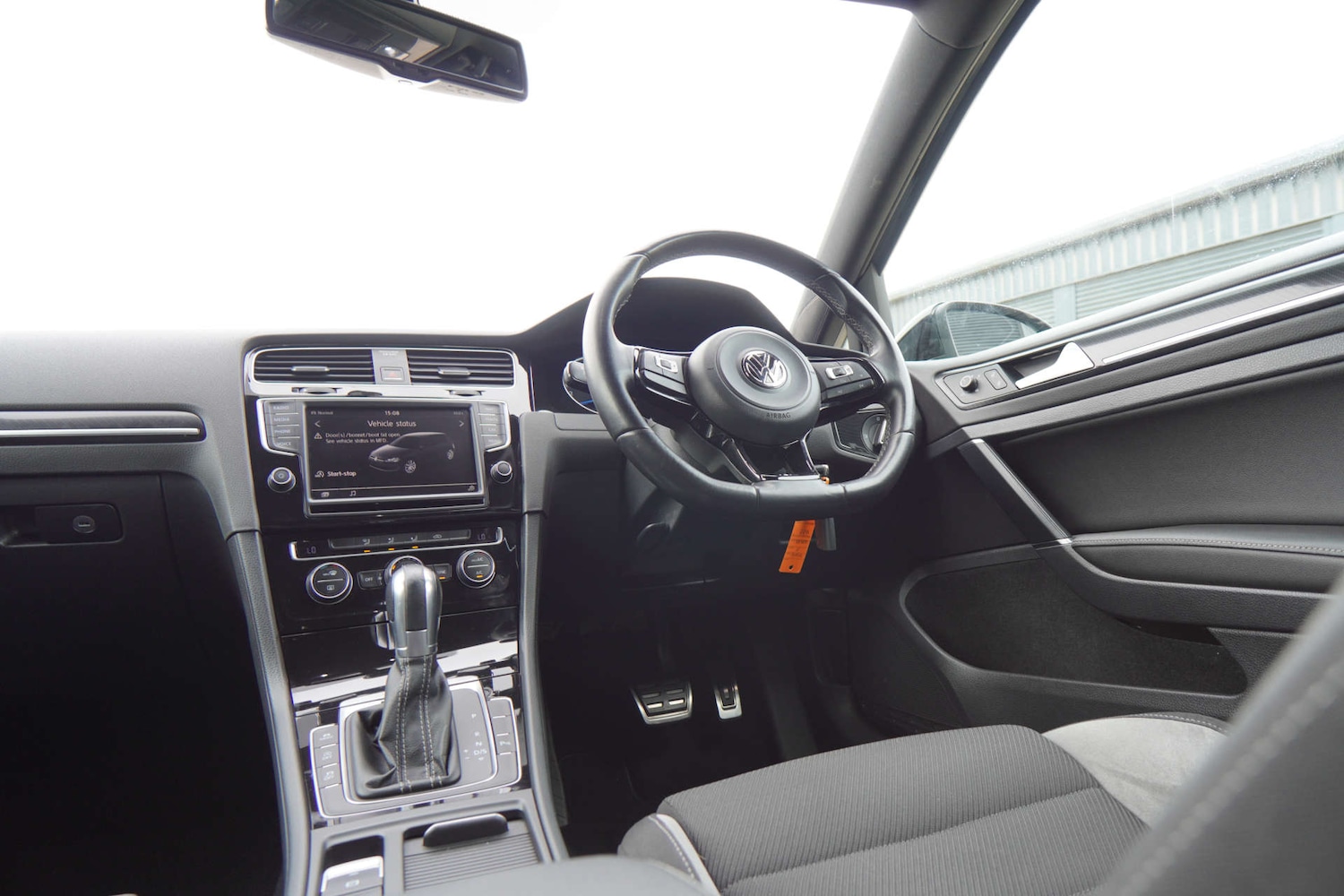 Used Volkswagen Golf 2016 for sale - 77989893: Photo 53