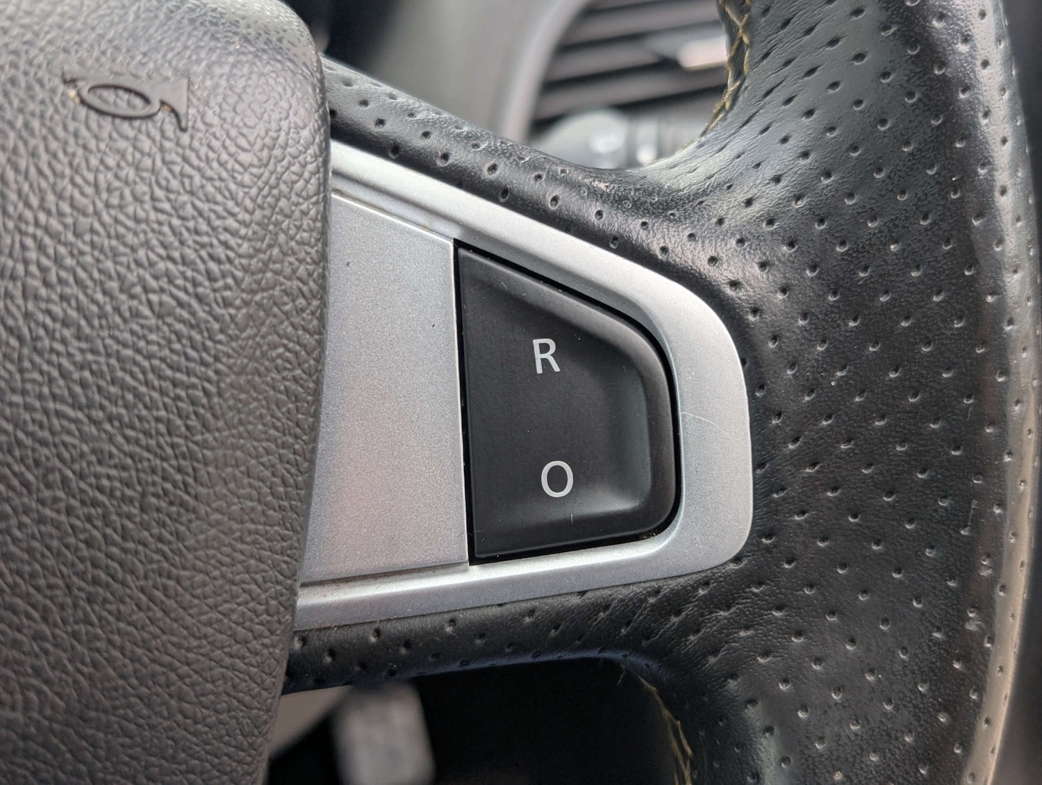 Used Renault Megane 2010 for sale - 78097378: Photo 12