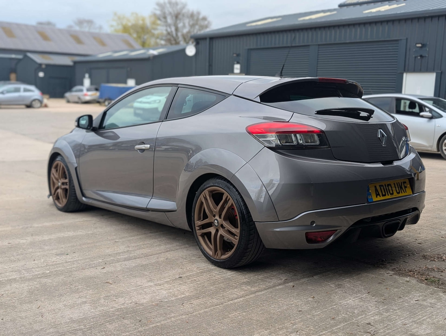 Used Renault Megane 2010 for sale - 78097378: Photo 2