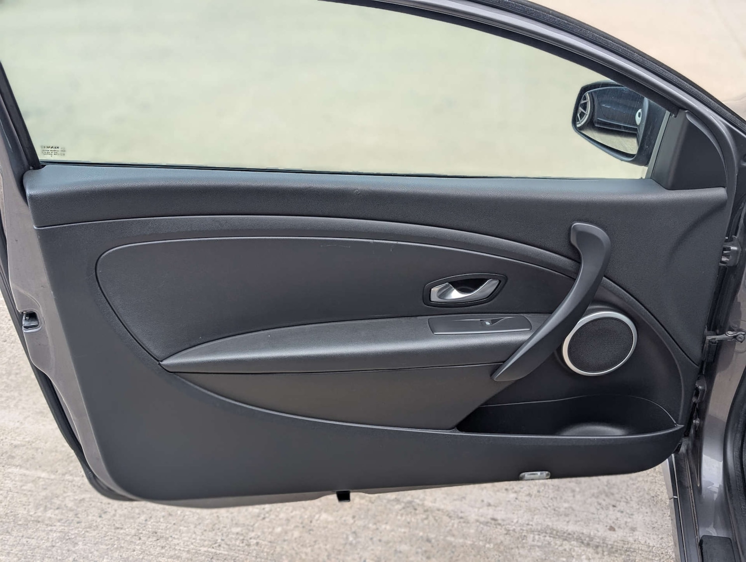 Used Renault Megane 2010 for sale - 78097378: Photo 8