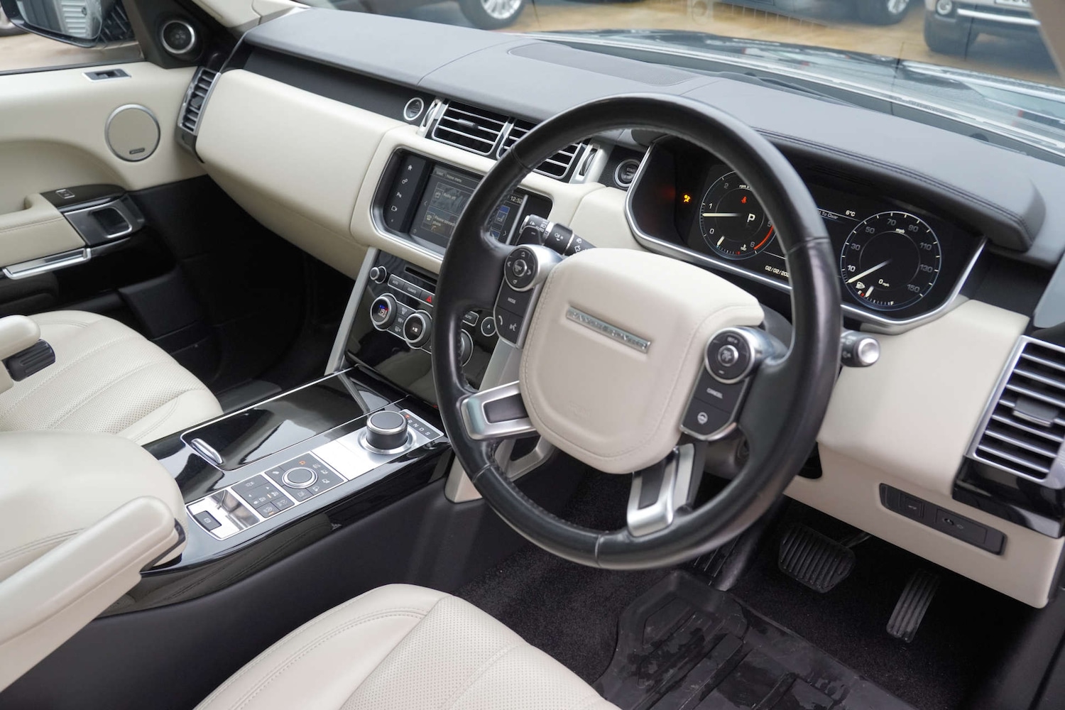 Used Land Rover Range Rover 2016 for sale - 77406094: Photo 8