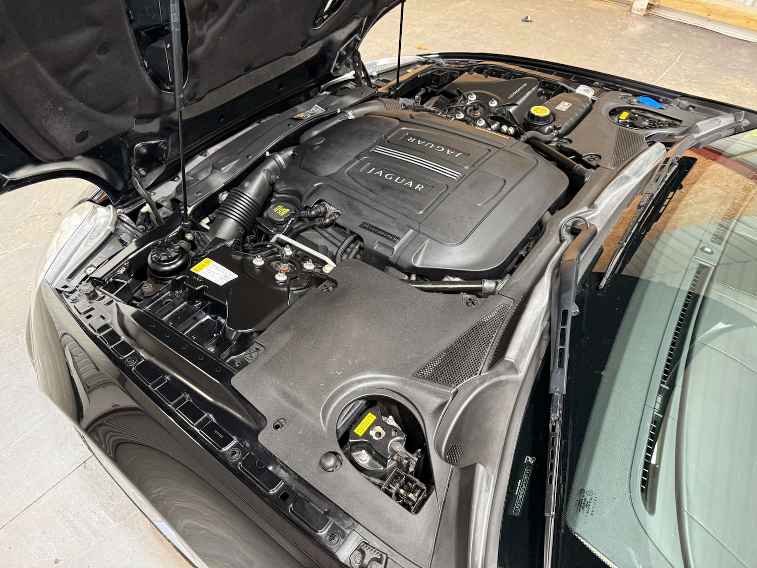 Used Jaguar XK 2010 for sale - 77117725: Photo 29