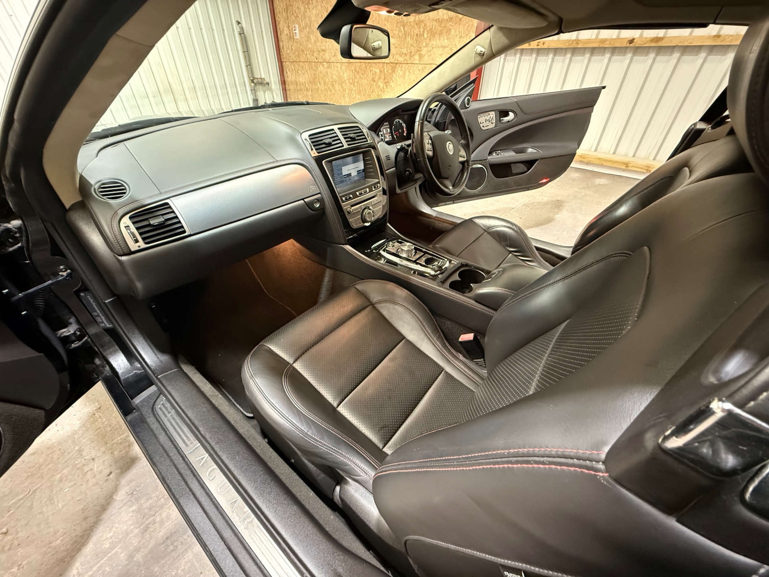 Used Jaguar XK 2010 for sale - 77117725: Photo 44