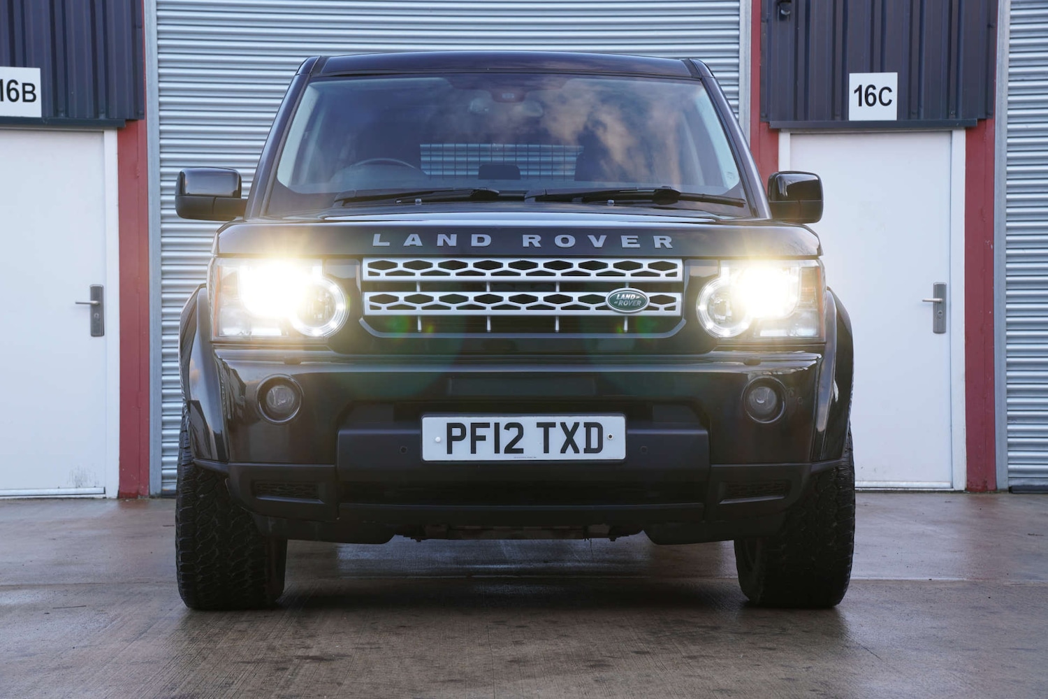 Used Land Rover Discovery 2012 for sale - 77198008: Photo 2