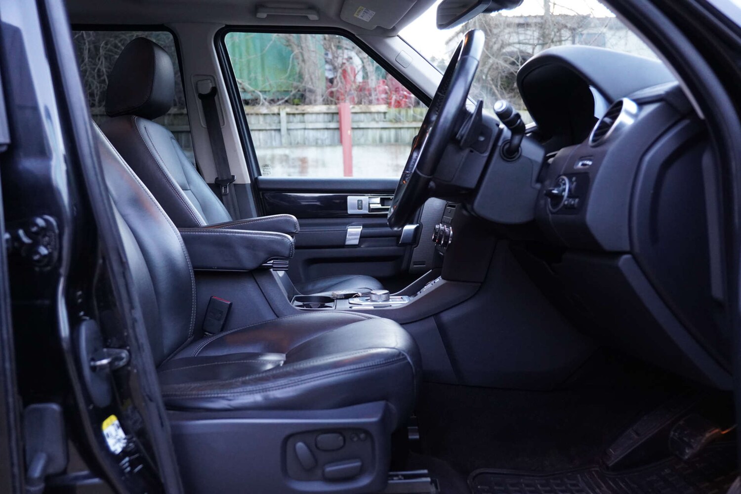 Used Land Rover Discovery 2012 for sale - 77198008: Photo 32