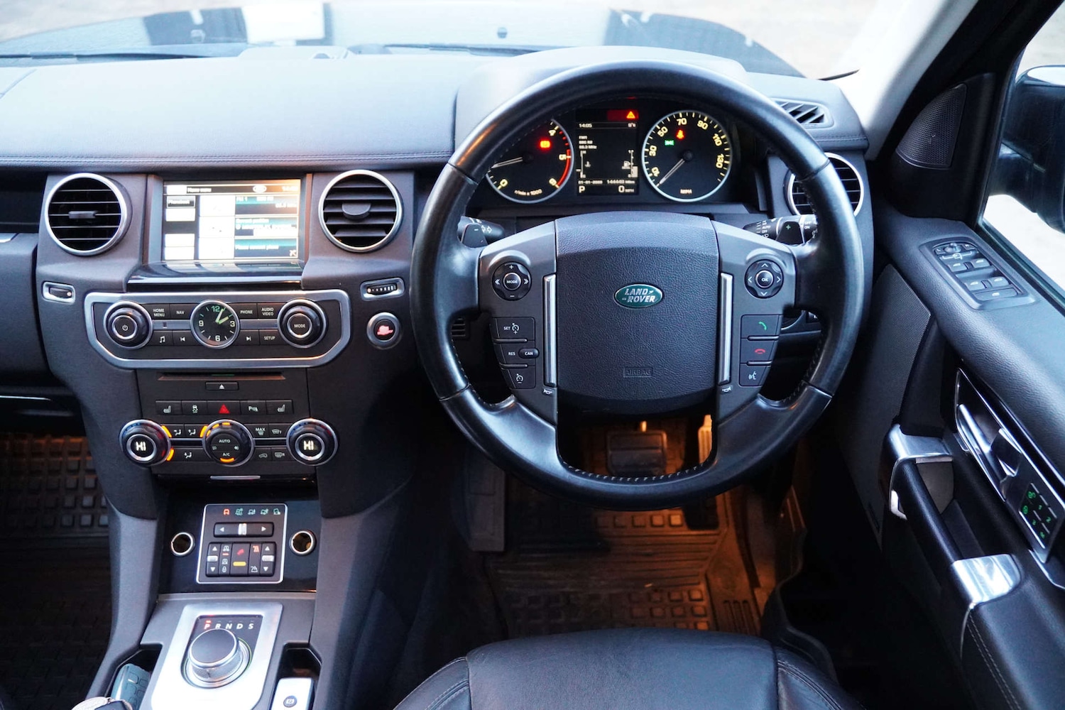 Used Land Rover Discovery 2012 for sale - 77198008: Photo 46