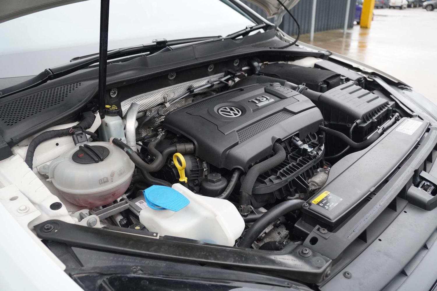 Used Volkswagen Golf 2016 for sale - 77542665: Photo 23