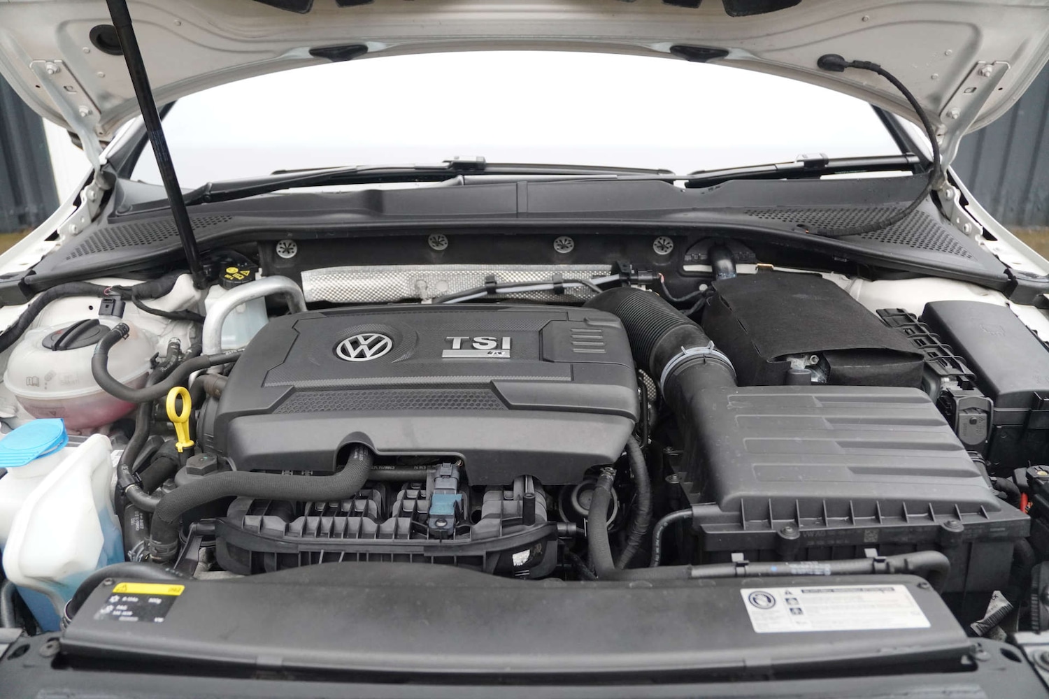 Used Volkswagen Golf 2016 for sale - 77542665: Photo 24