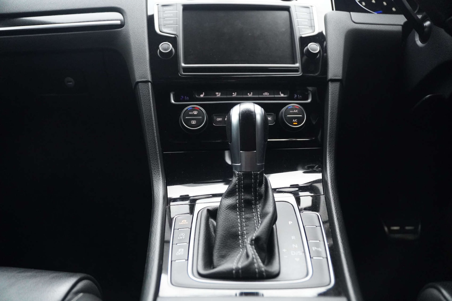 Used Volkswagen Golf 2016 for sale - 77542665: Photo 29