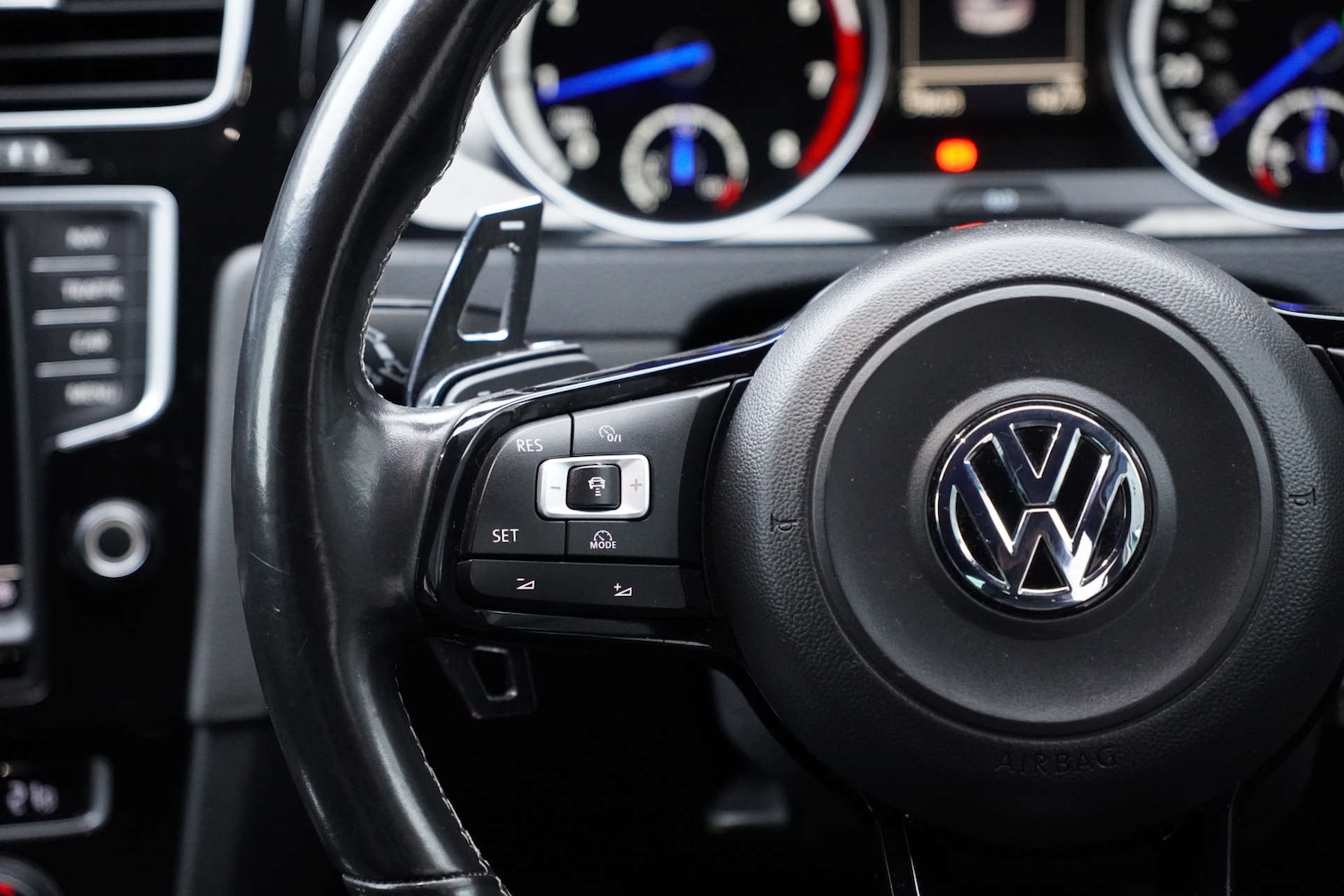 Used Volkswagen Golf 2016 for sale - 77542665: Photo 40