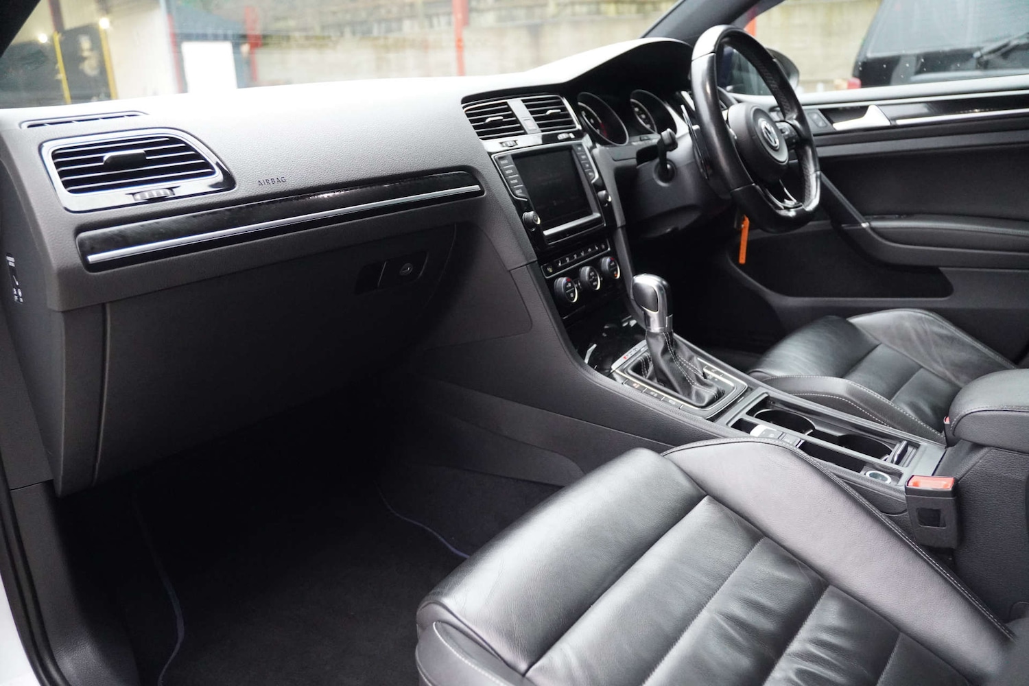 Used Volkswagen Golf 2016 for sale - 77542665: Photo 8