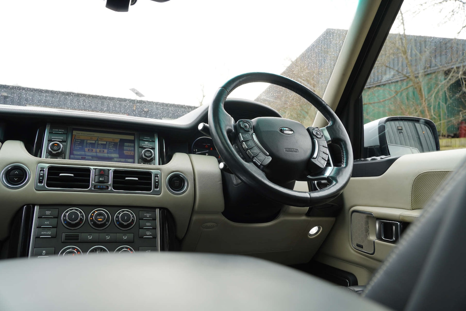 Used Land Rover Range Rover 2010 for sale - 77261362: Photo 43