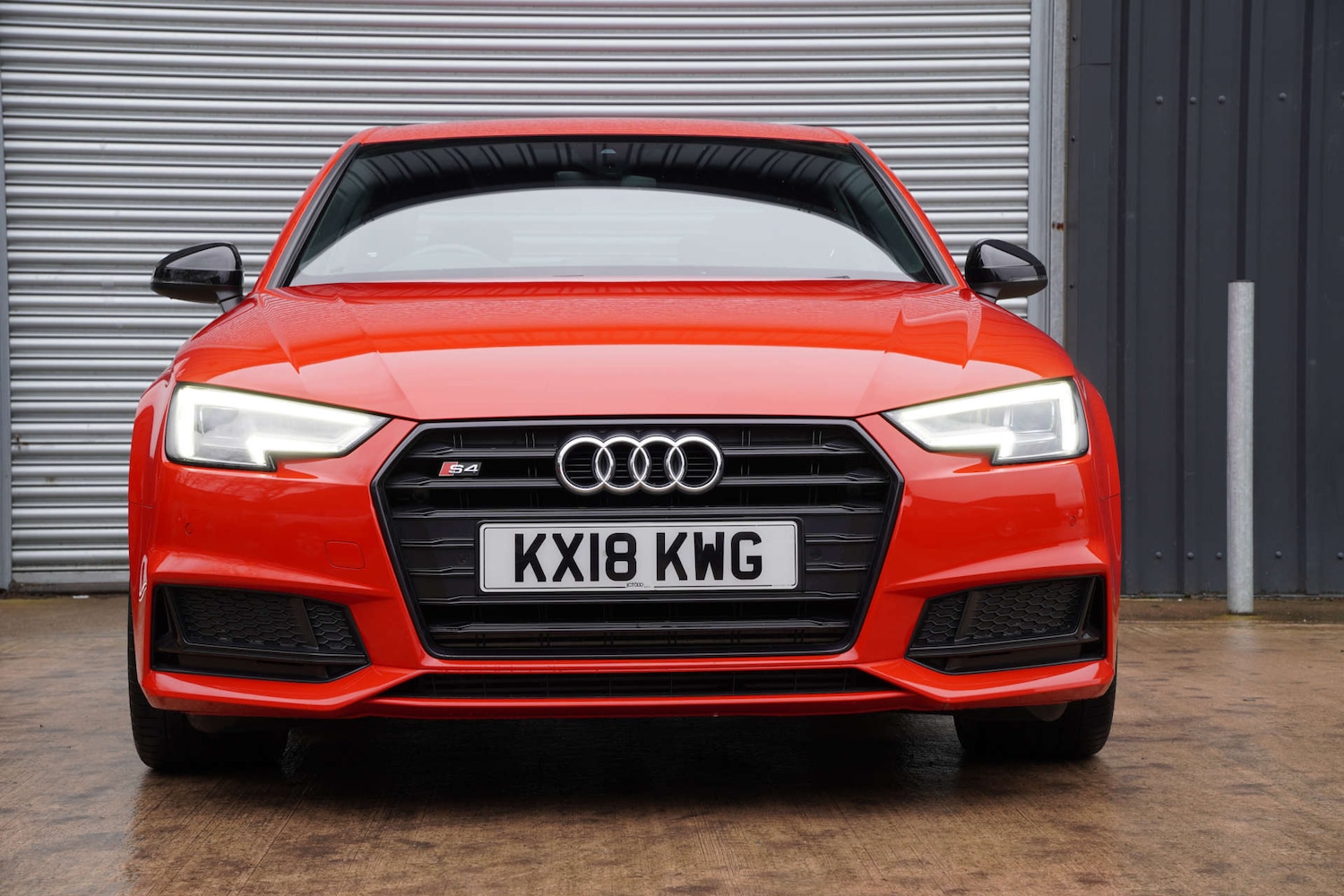 Used Audi A4 2018 for sale - 77406087: Photo 2