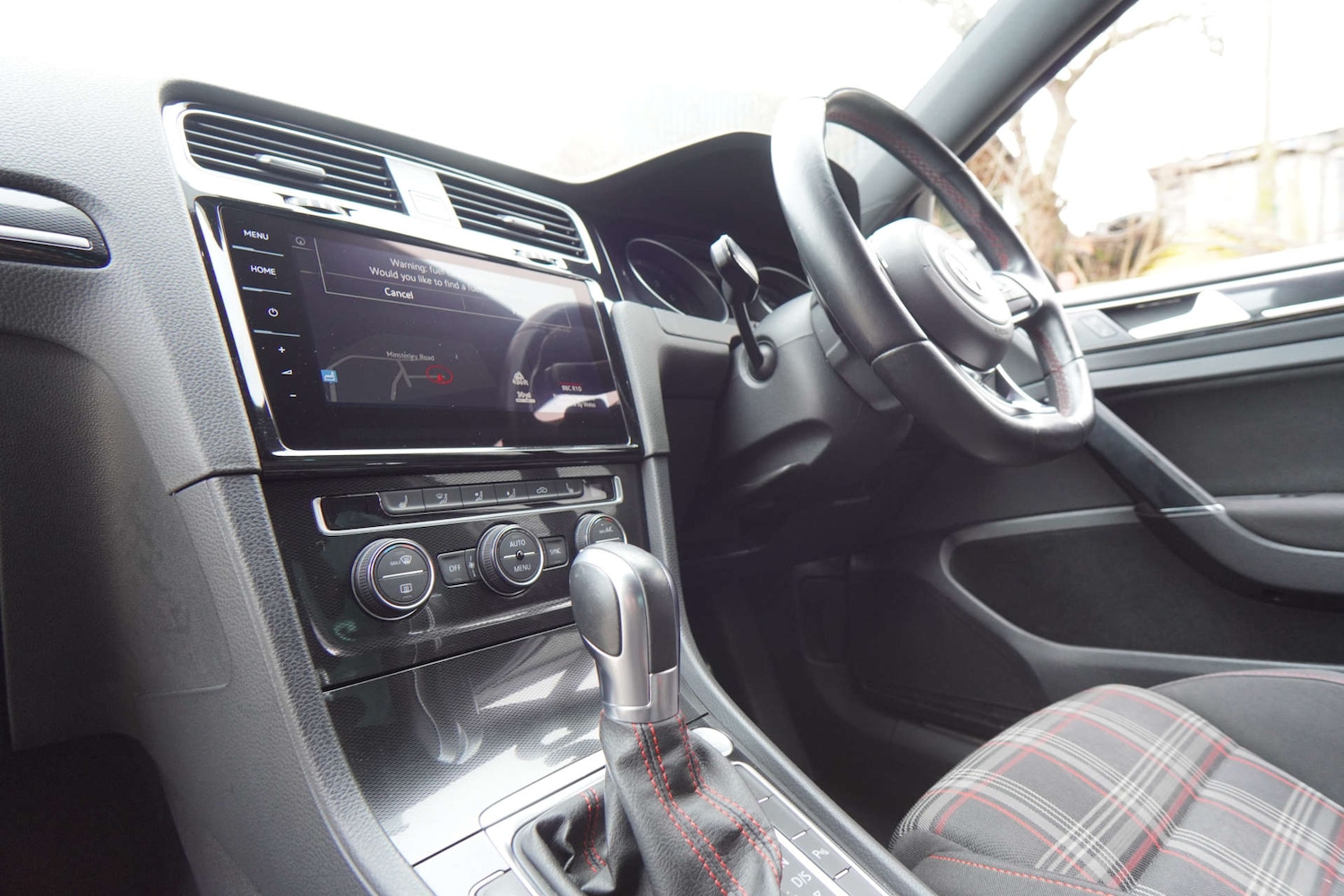 Used Volkswagen Golf 2016 for sale - 77640549: Photo 10