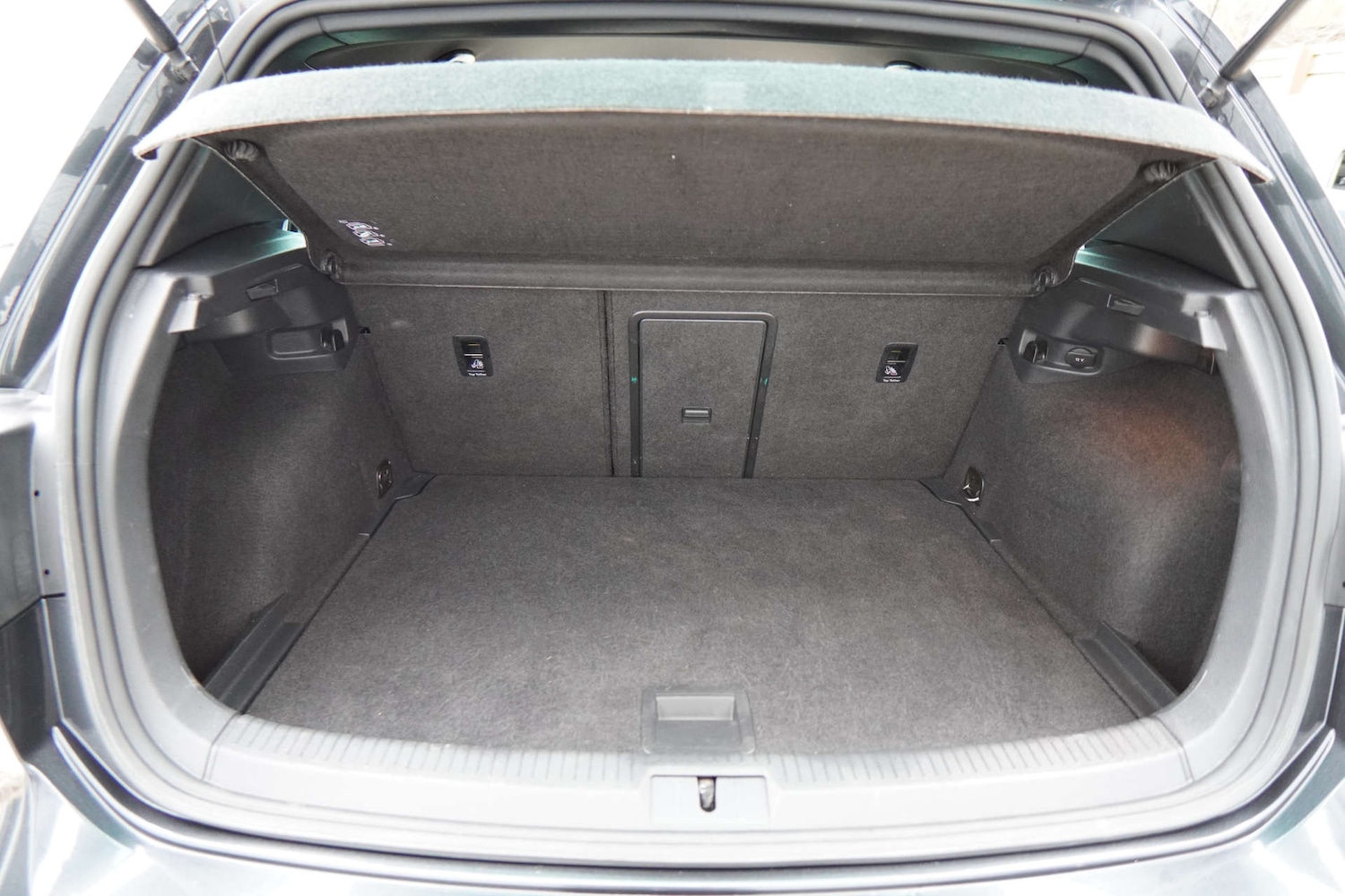 Used Volkswagen Golf 2016 for sale - 77640549: Photo 14