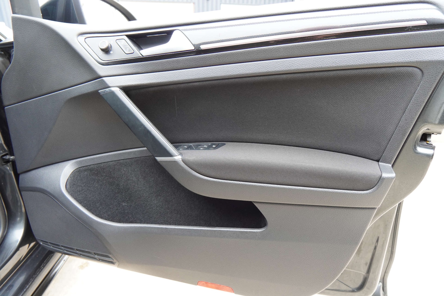 Used Volkswagen Golf 2016 for sale - 77640549: Photo 22