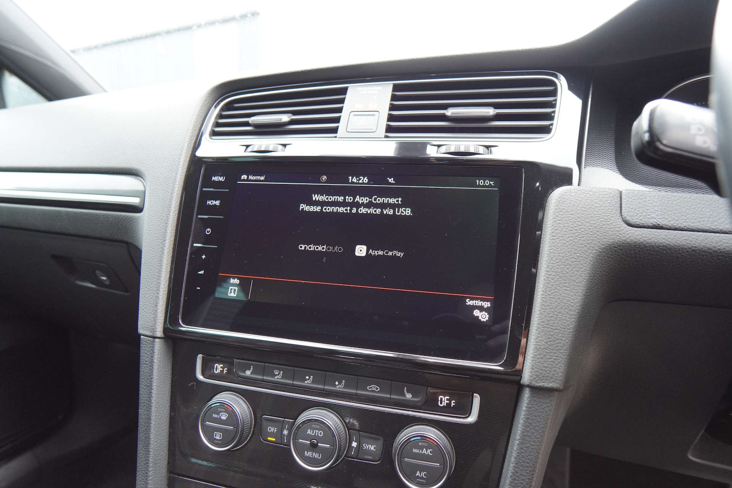 Used Volkswagen Golf 2016 for sale - 77640549: Photo 27