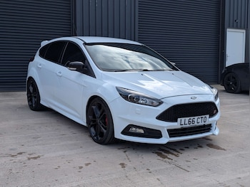Used Ford Focus 2016 for sale - 78510734: Photo