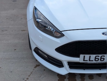 Used Ford Focus 2016 for sale - 78510734: Photo
