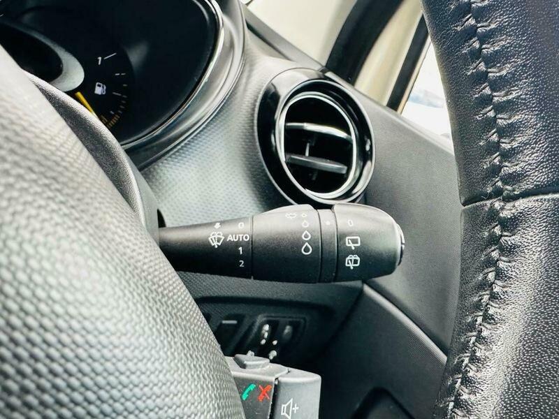 Used Renault Captur 2014 for sale - 78087597: Photo 38