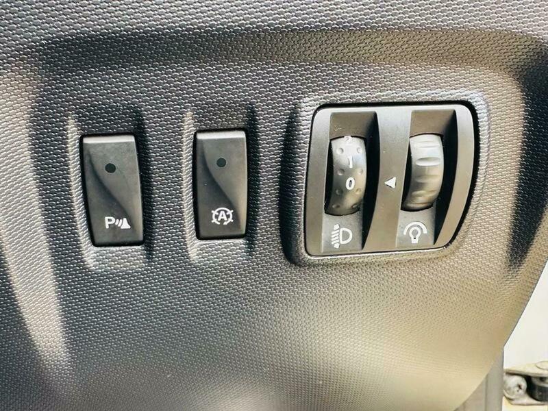 Used Renault Captur 2014 for sale - 78087597: Photo 40