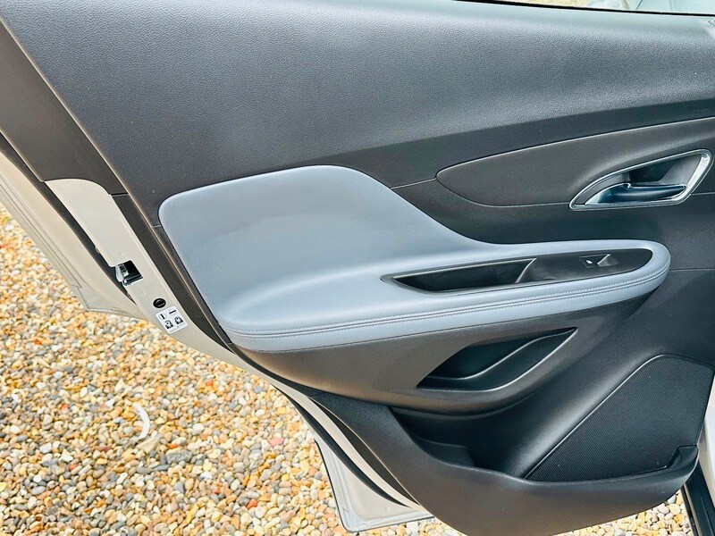 Used Vauxhall Mokka 2015 for sale - 78087601: Photo 23