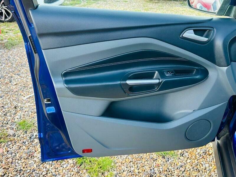 Used Ford C-Max 2013 for sale - 78087596: Photo 32