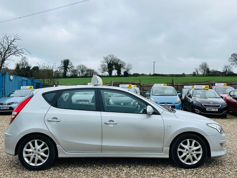 Used Hyundai i30 2011 for sale - 78087617: Photo 9