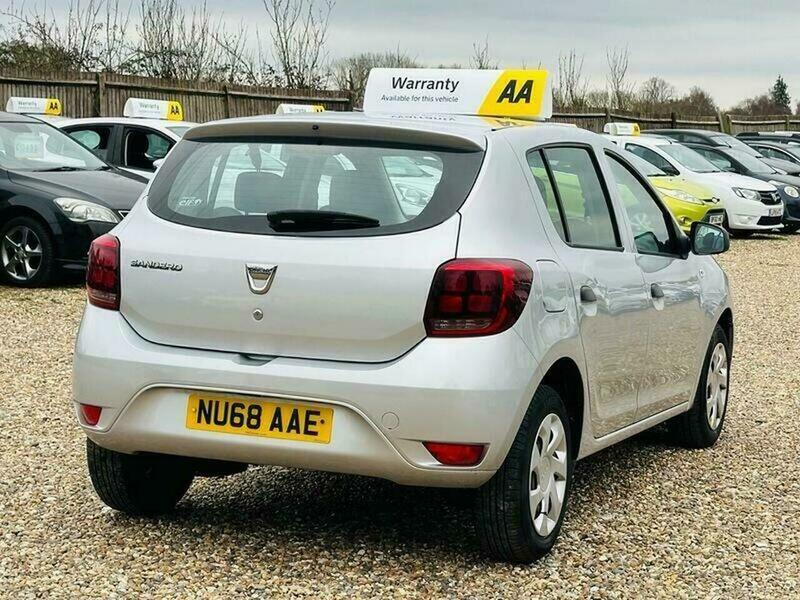 Used Dacia Sandero 2018 for sale - 78087622: Photo 11