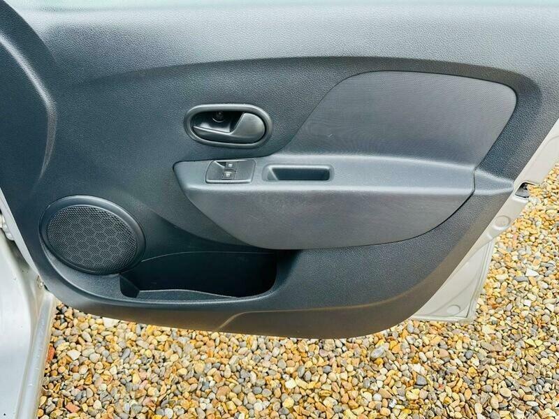 Used Dacia Sandero 2018 for sale - 78087622: Photo 19