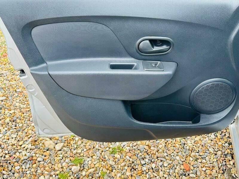 Used Dacia Sandero 2018 for sale - 78087622: Photo 23