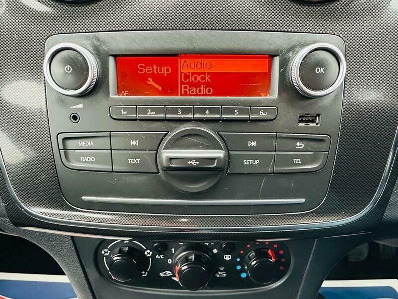 Used Dacia Sandero 2018 for sale - 78087622: Photo 39