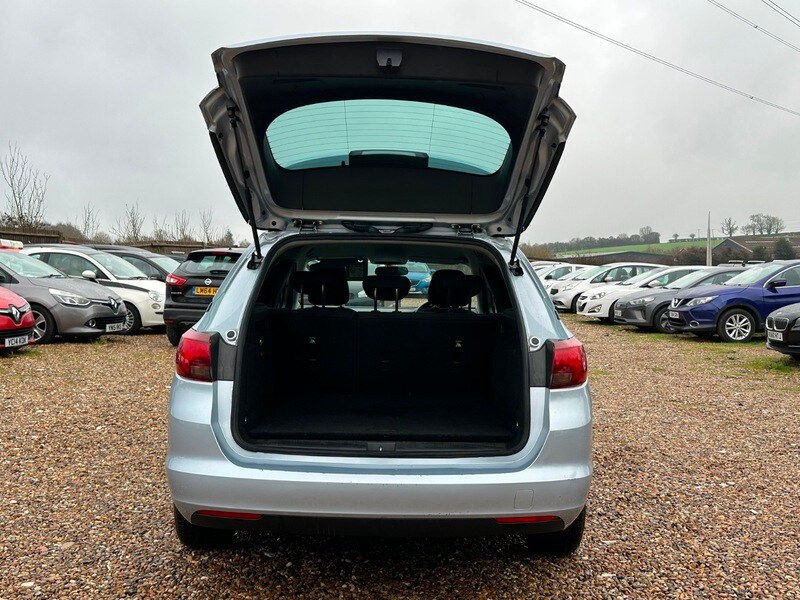 Used Vauxhall Astra 2018 for sale - 78087614: Photo 14