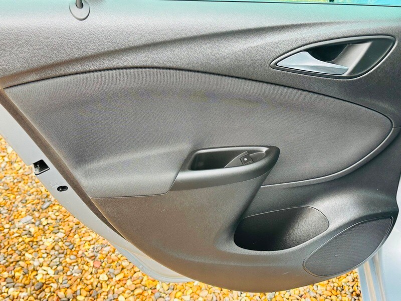 Used Vauxhall Astra 2018 for sale - 78087614: Photo 23