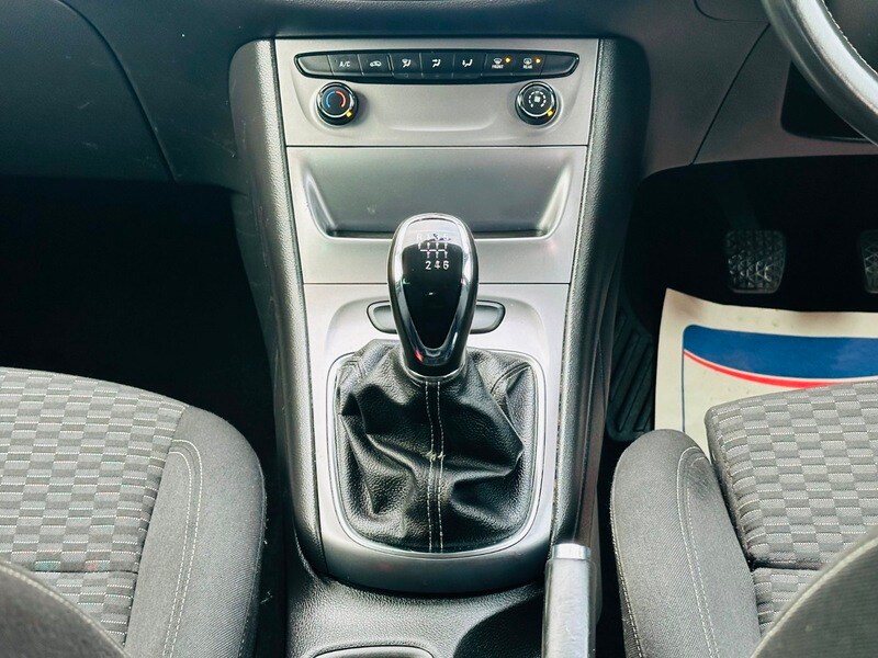 Used Vauxhall Astra 2018 for sale - 78087614: Photo 30