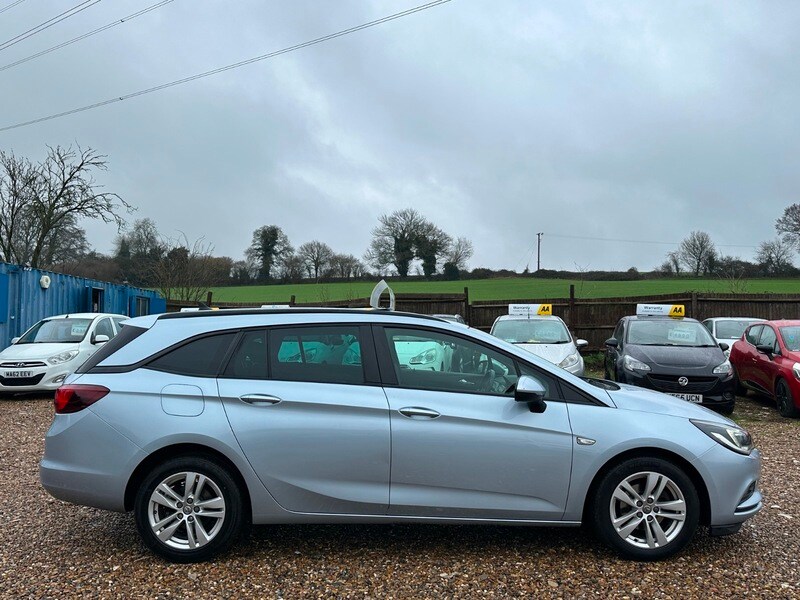 Used Vauxhall Astra 2018 for sale - 78087614: Photo 8