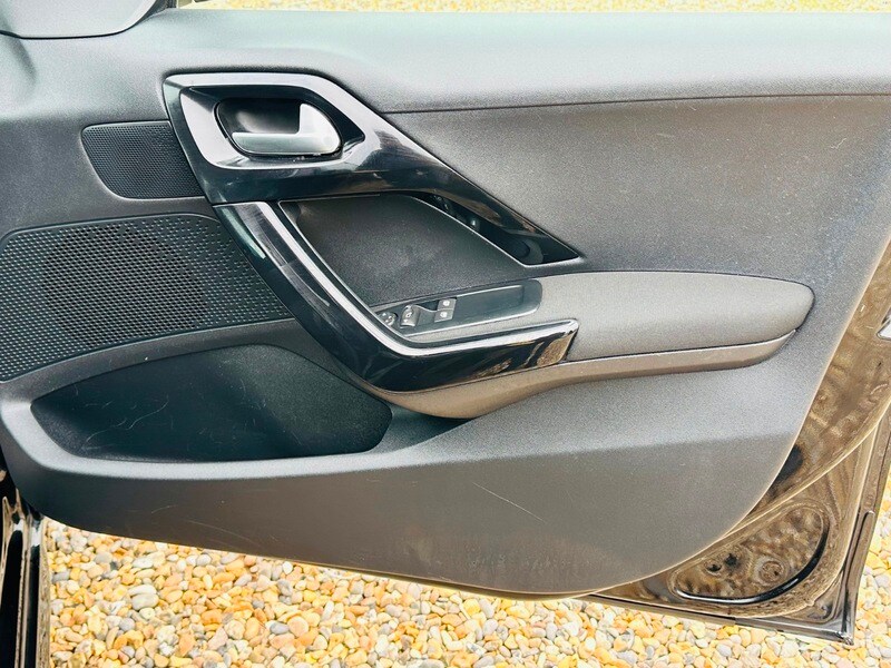 Used Peugeot 208 2016 for sale - 78087621: Photo 18