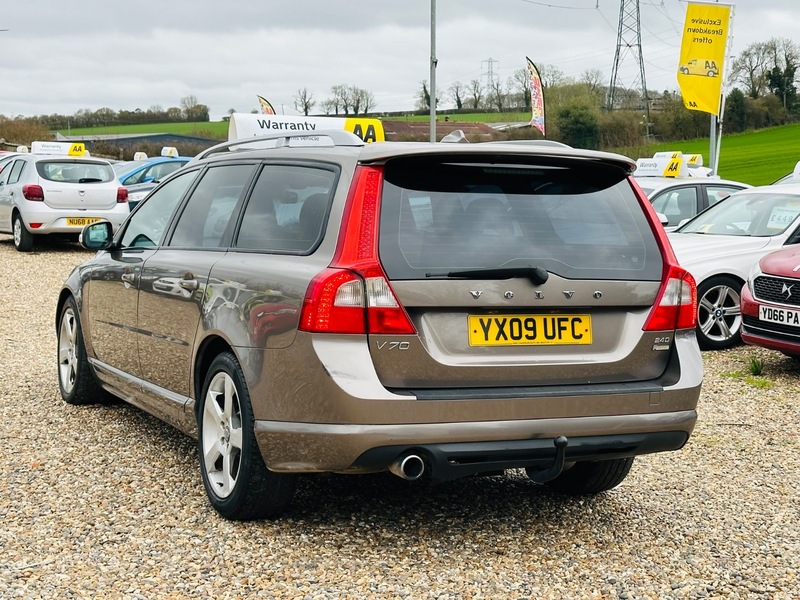 Used Volvo V70 2009 for sale - 78087631: Photo 11