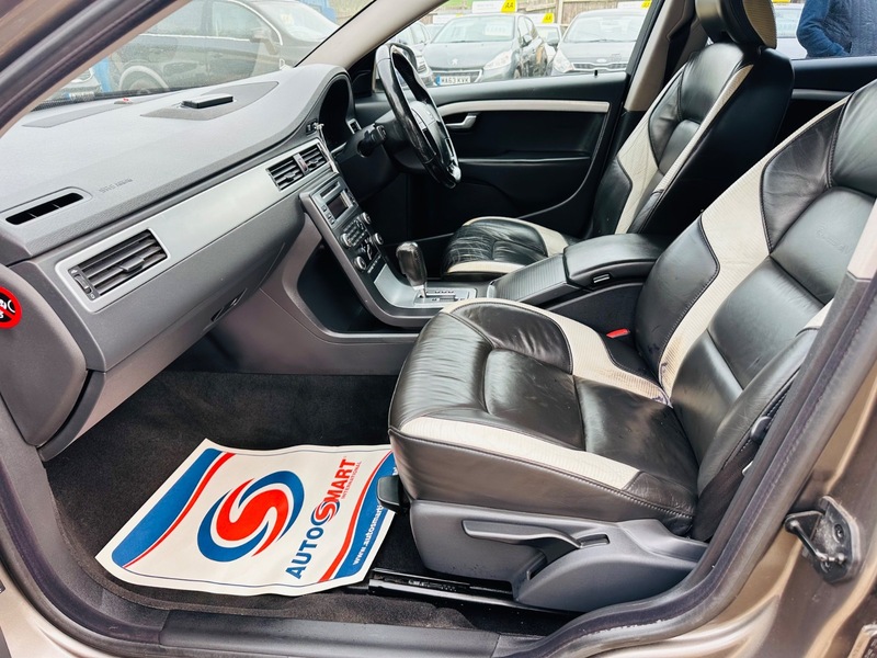 Used Volvo V70 2009 for sale - 78087631: Photo 23