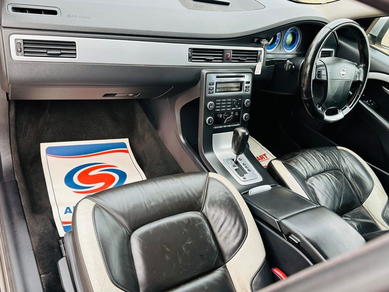 Used Volvo V70 2009 for sale - 78087631: Photo 24