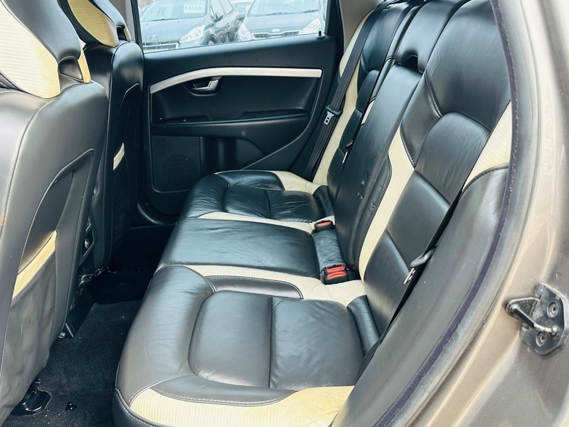 Used Volvo V70 2009 for sale - 78087631: Photo 26