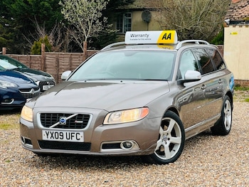 Used Volvo V70 2009 for sale - 78087631: Photo